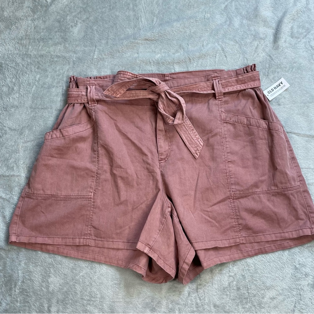Old Navy Shorts 2X Womens NWT High Waisted Workwear‎ Twill Belted Dusky Red